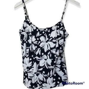 St. John's bay floral tiered tankini top size 8